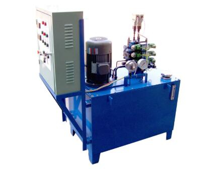 <a href=http://www.bobpanic.com/news_article?news_id=111>液壓設(shè)備</a>